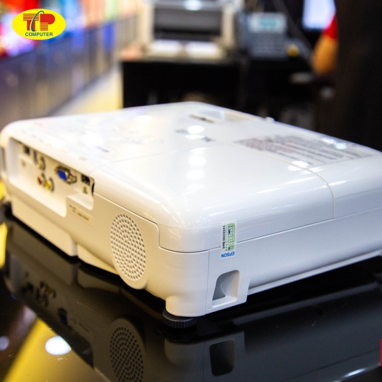 Máy chiếu Epson EB-X06