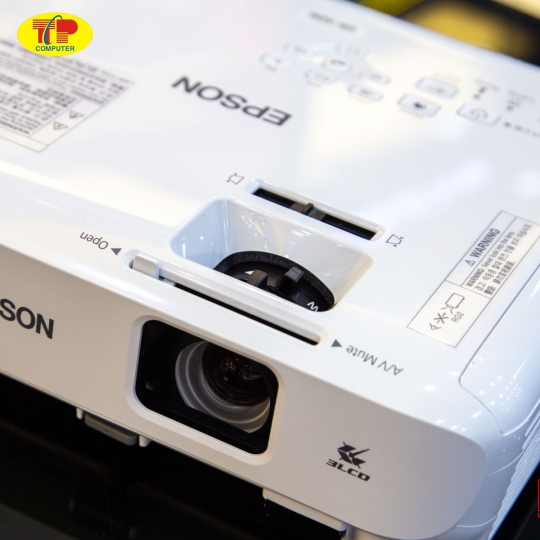 Máy chiếu Epson EB-X06